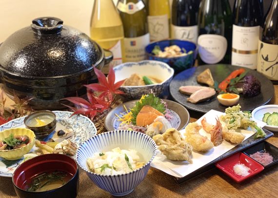 創作天ぷらと炭焼き ワイン はかたあゆむ写真