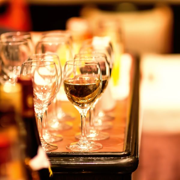 平尾の居酒屋で様々な種類のワインをお楽しみいただけます